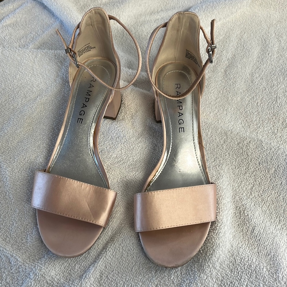 Beige/salmon dress shoes size 7.5 cloth upper. 2 inch heel.